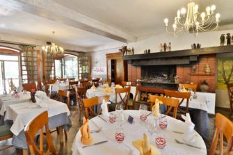 Lou Pebre d’Aï restaurant cuisine familiale Plan d’Aups La Sainte Baume Var Provence - Restaurant - Tourisme - massif sainte baume - Image 2
