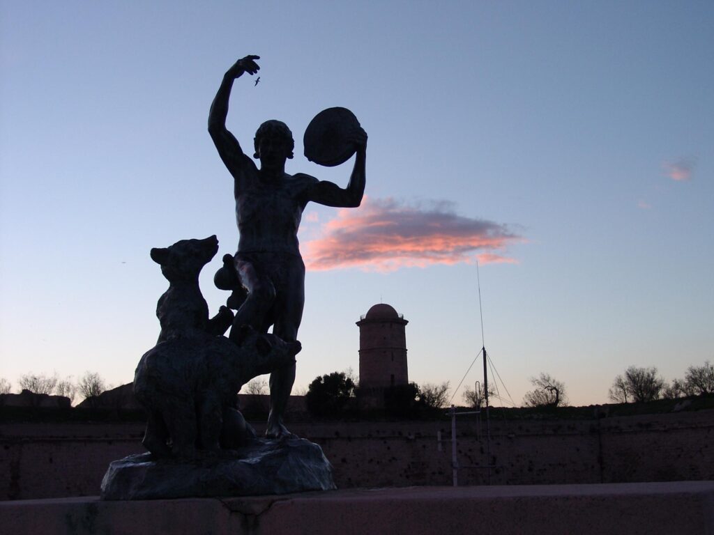 Statue Le Dresseur d'Oursons de Louis Botinelly