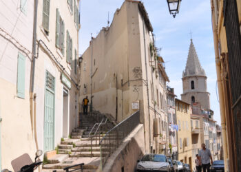 Clocher de l Eglise des Accoules au Panier à Marseille